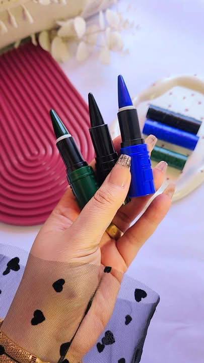 كحل كاجال ماتيك