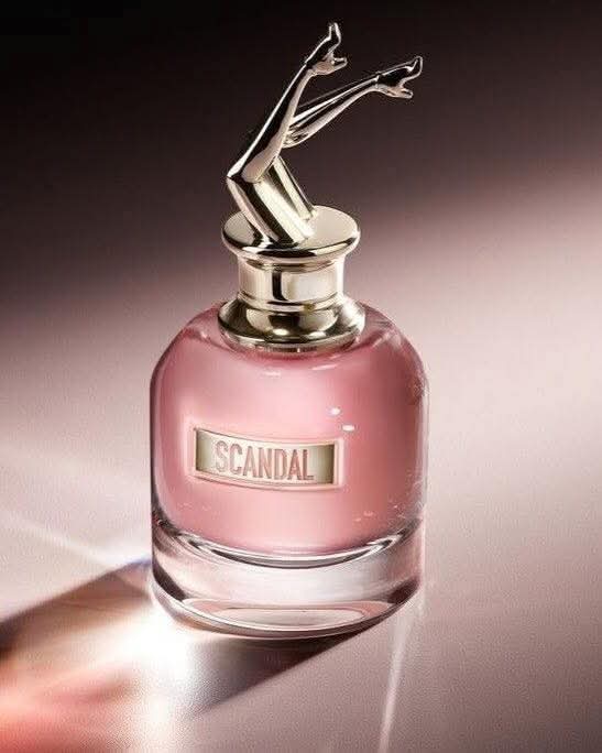 برفيوم اسكاندل